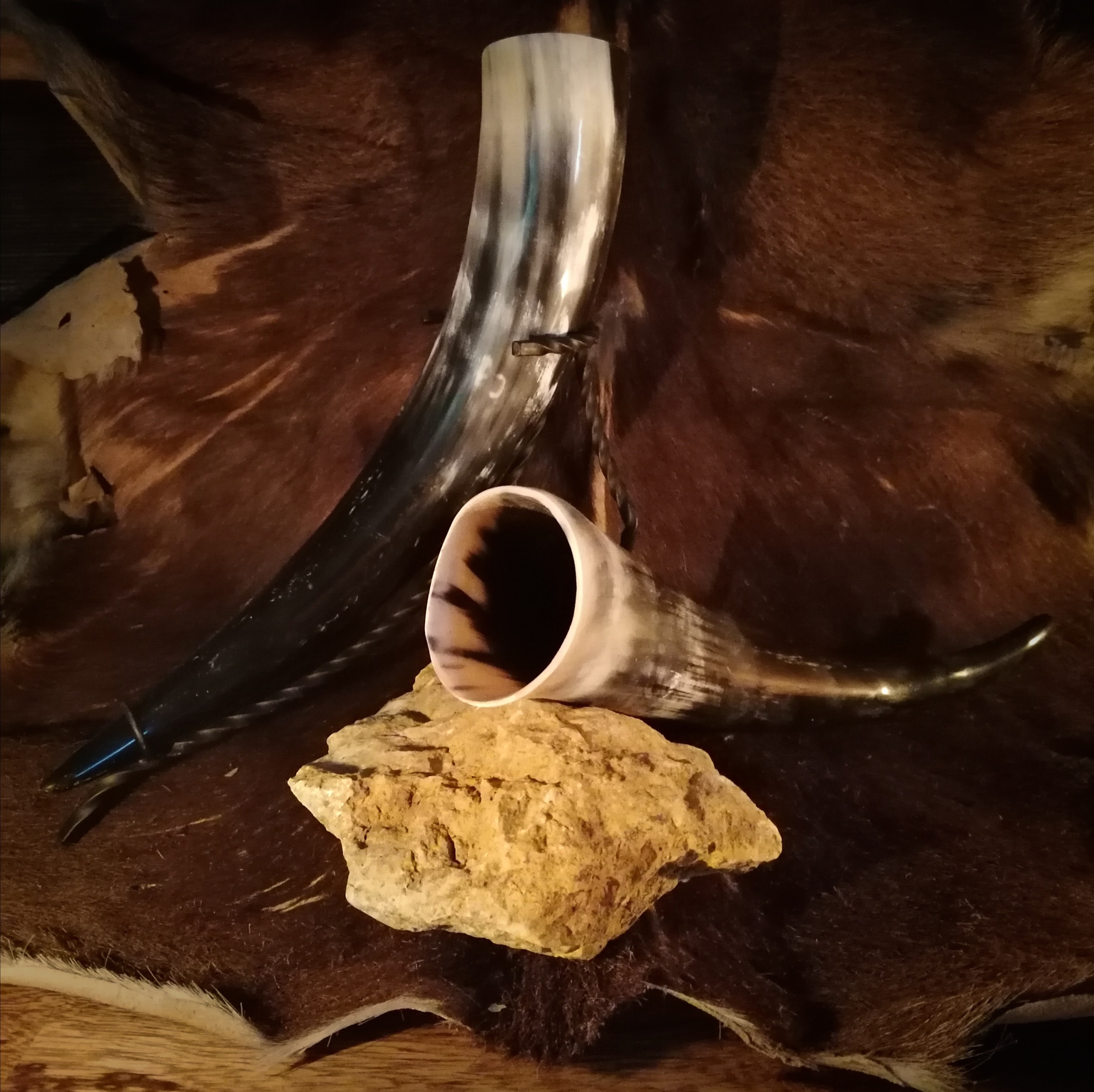 Cutlery, drinking horns and more
