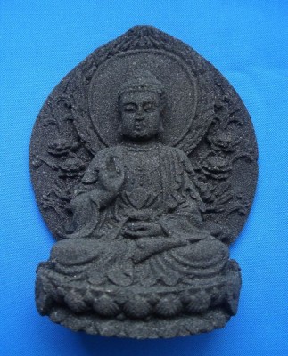 Buddha aus Lavastein schwarz