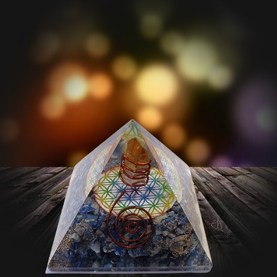 Piramide di orgonite con lapislazzuli e fiore della vita