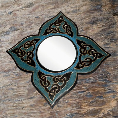 Specchio con bordo a forma di fiore e nodo celtico, blu