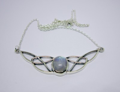 Silber-Collier keltischer Knoten mit Regenbogen Mondstein
