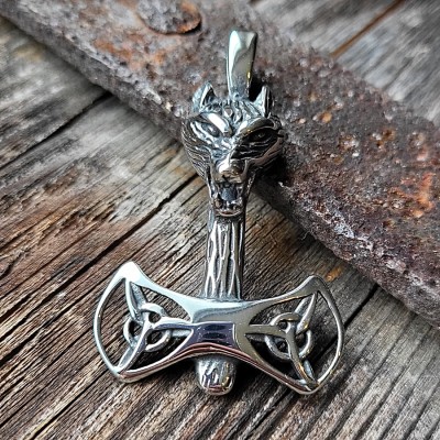 Stainless steel pendant double axe with wolf's head