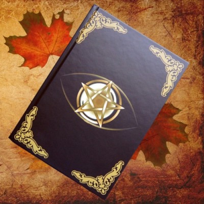Libro de las Sombras / libro de las brujas "Ojo de Oro Pentagrama"