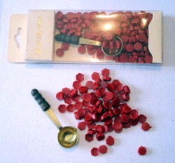 Sealing wax beads red, with melting spoon