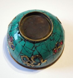Encensoir bol en cuivre avec pierres multicolores et signes OM