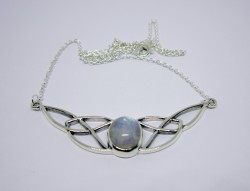 Silver Necklace Celtic Knot with Rainbow Moonstone