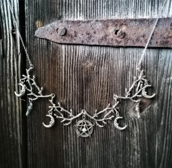 Wicca necklace with pentagram