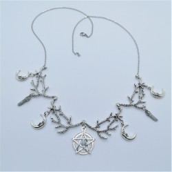 Wicca necklace with pentagram