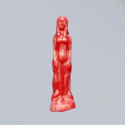 Vela figura mujer roja