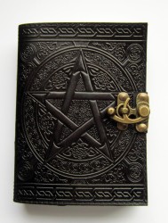 Libro delle Ombre Pentagramma nero con finiture in ottone