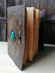 Libro de las Sombras / libro de las brujas Triple Luna con Piedra Turquesa
