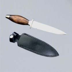 Dagger with wooden handle (Athame)