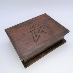 Caja de tarot con pentagrama
