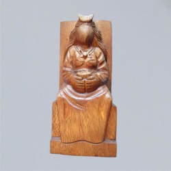 Figura de altar diosa grande de madera