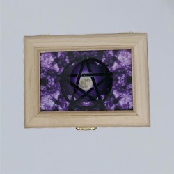 Wooden box full moon pentagram